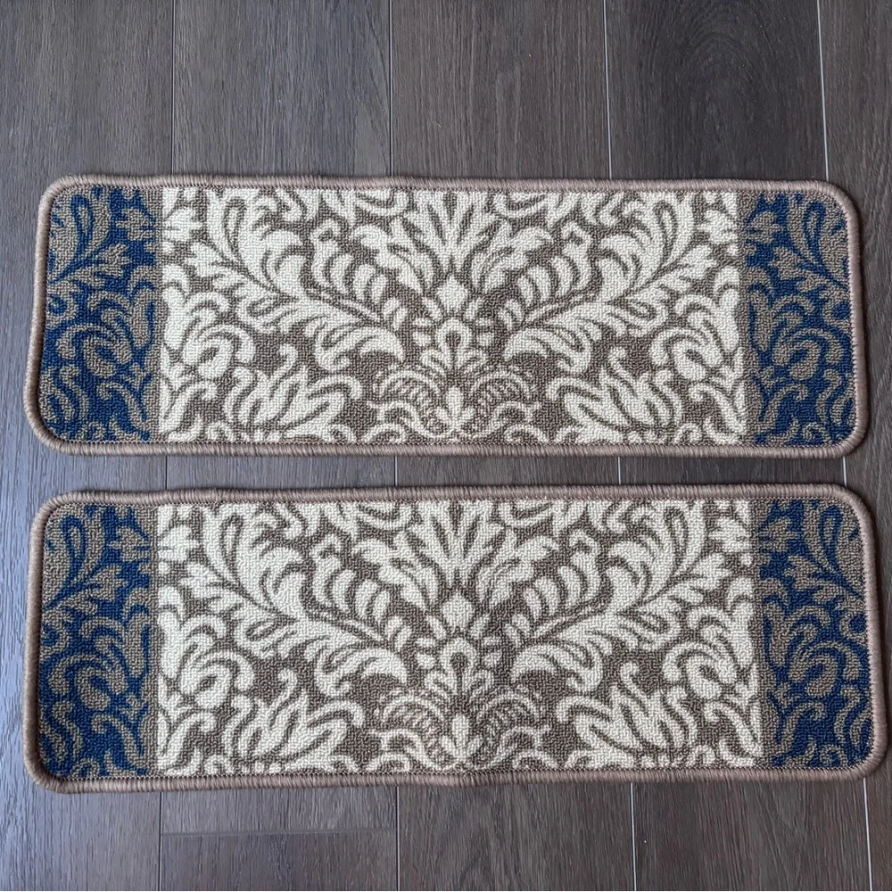 STAIR TREADS - NWOT